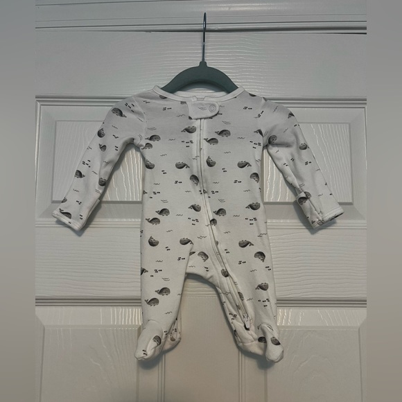 Carter's Other - Carter zip up new born whale pajama.